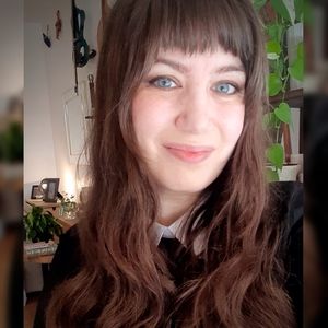 Meet your Posher, Elyse